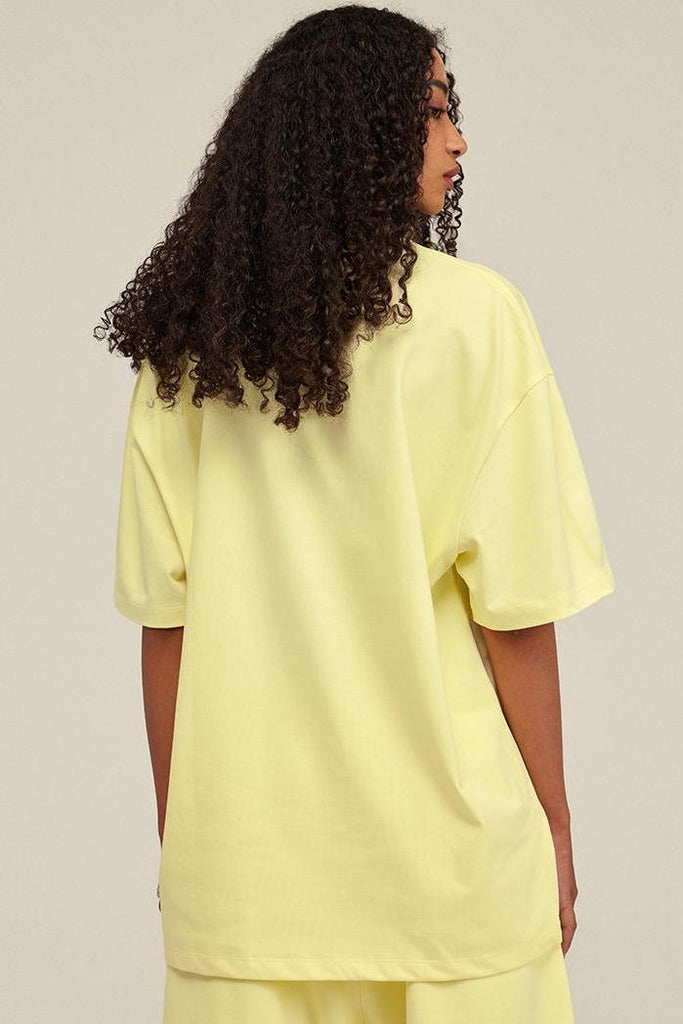 Summer 305G Solid Basic Tee 305G Solid Basic Tee - 100% cotton - Encased elastic waistband with drawstring - On-seam side pockets Welcome shop the whole look above to match clothes easily~ Free shipping for orders above $99 15% OFF ON FIRST ORDER>>Code:NE