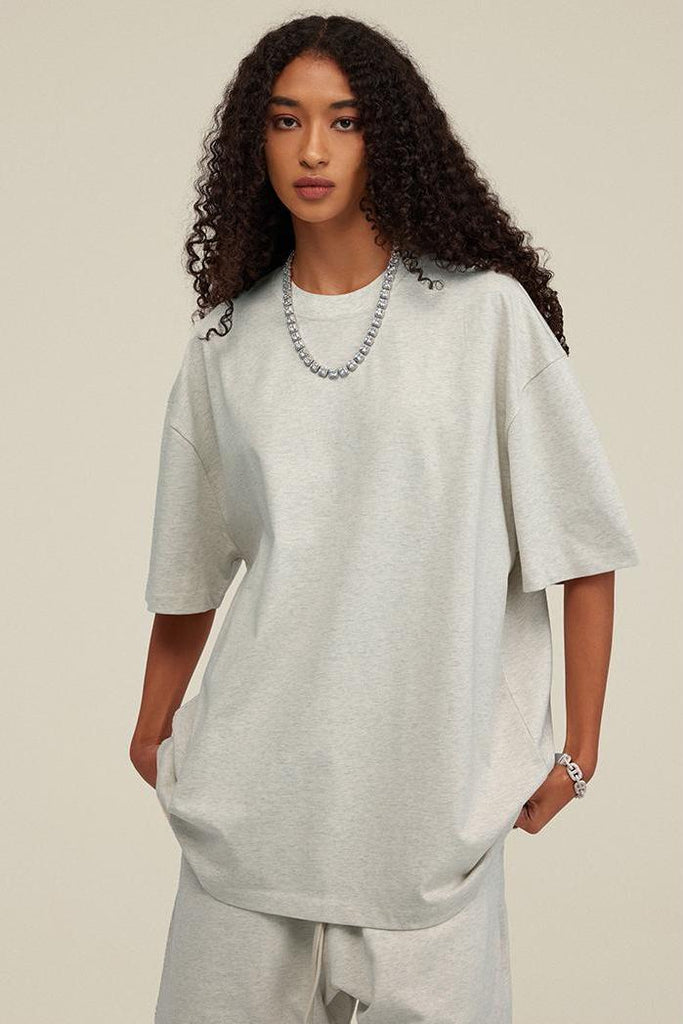 Summer 305G Solid Basic Tee 305G Solid Basic Tee - 100% cotton - Encased elastic waistband with drawstring - On-seam side pockets Welcome shop the whole look above to match clothes easily~ Free shipping for orders above $99 15% OFF ON FIRST ORDER>>Code:NE