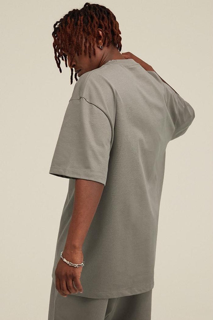 Summer 305G Solid Basic Tee 305G Solid Basic Tee - 100% cotton - Encased elastic waistband with drawstring - On-seam side pockets Welcome shop the whole look above to match clothes easily~ Free shipping for orders above $99 15% OFF ON FIRST ORDER>>Code:NE