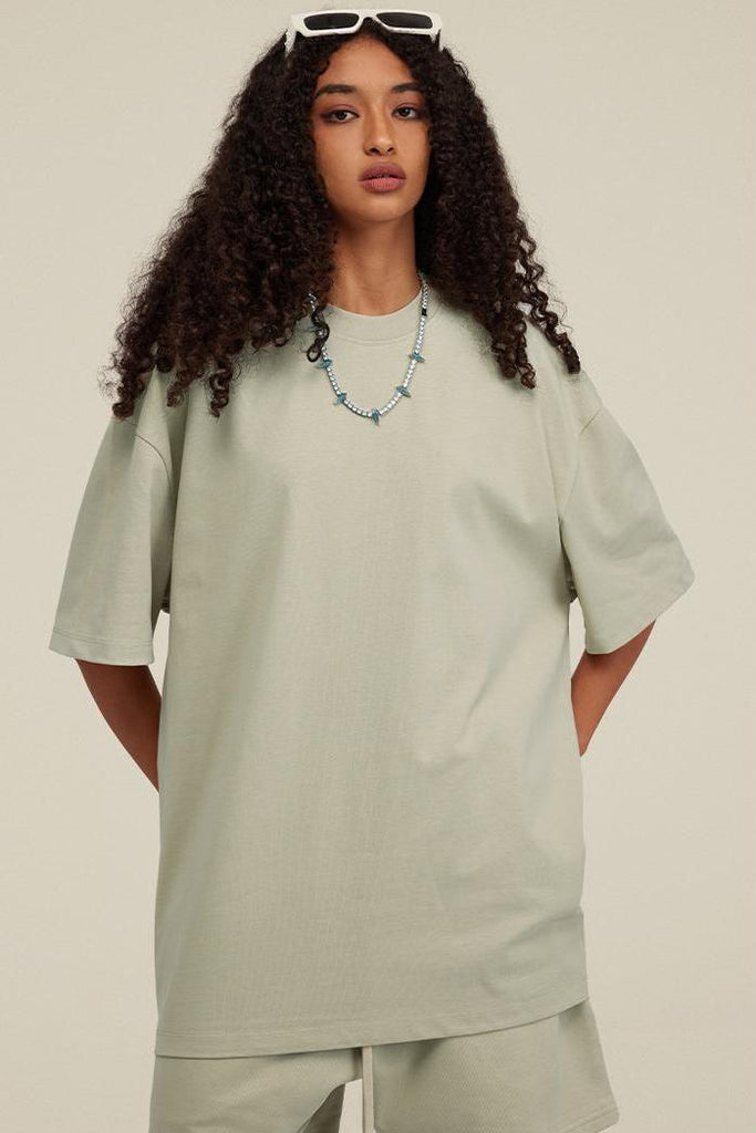 Summer 305G Solid Basic Tee 305G Solid Basic Tee - 100% cotton - Encased elastic waistband with drawstring - On-seam side pockets Welcome shop the whole look above to match clothes easily~ Free shipping for orders above $99 15% OFF ON FIRST ORDER>>Code:NE