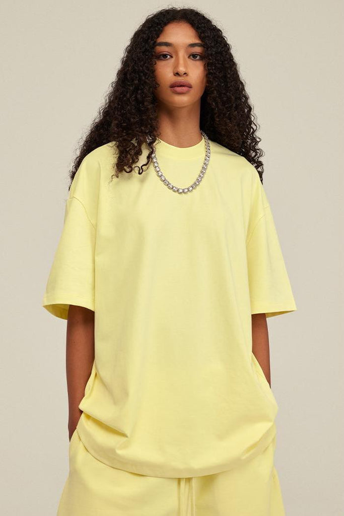 Summer 305G Solid Basic Tee 305G Solid Basic Tee - 100% cotton - Encased elastic waistband with drawstring - On-seam side pockets Welcome shop the whole look above to match clothes easily~ Free shipping for orders above $99 15% OFF ON FIRST ORDER>>Code:NE